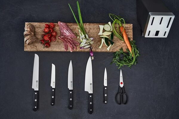 ZWILLING Bloc de couteaux, 7 pièces, Technologie KIS (Keep-It-Sharp), Acier Inoxydable Spécial, Manche Noir, série Gourmet